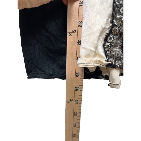 BCBGMAXAZRIA Silk Romantic Lace front blouse Y2K sz L - Picture 6 of 10